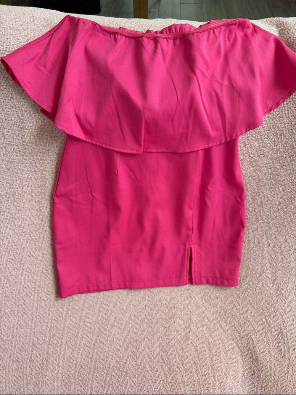 Superdown Off-Shoulder Mini Dress in Fuchsia Pink